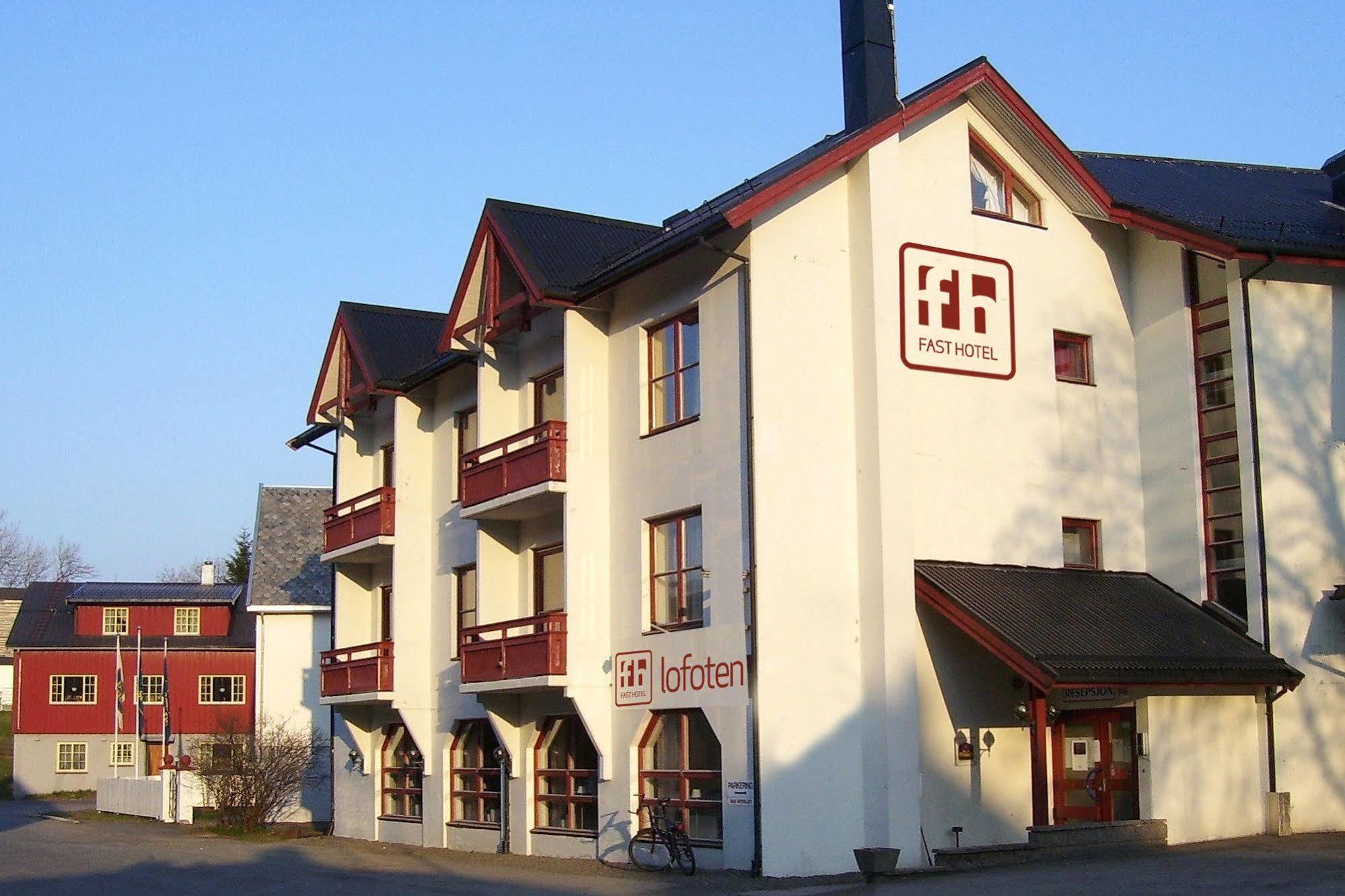 Fast Hotel Lofoten Свольвер Экстерьер фото